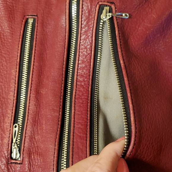 All leather crossbody bag and coin purse - Picture 5 of 11